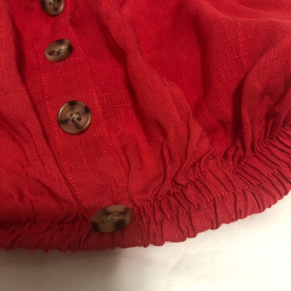 H.I.P.: XS crop top - Picture 2 of 3